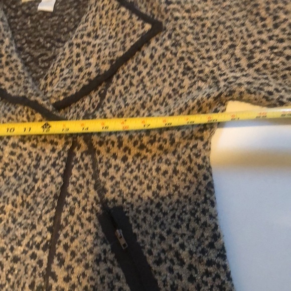 Curio New York  Large leopard print cardigan zip front blazer look with pockets - Picture 11 of 13